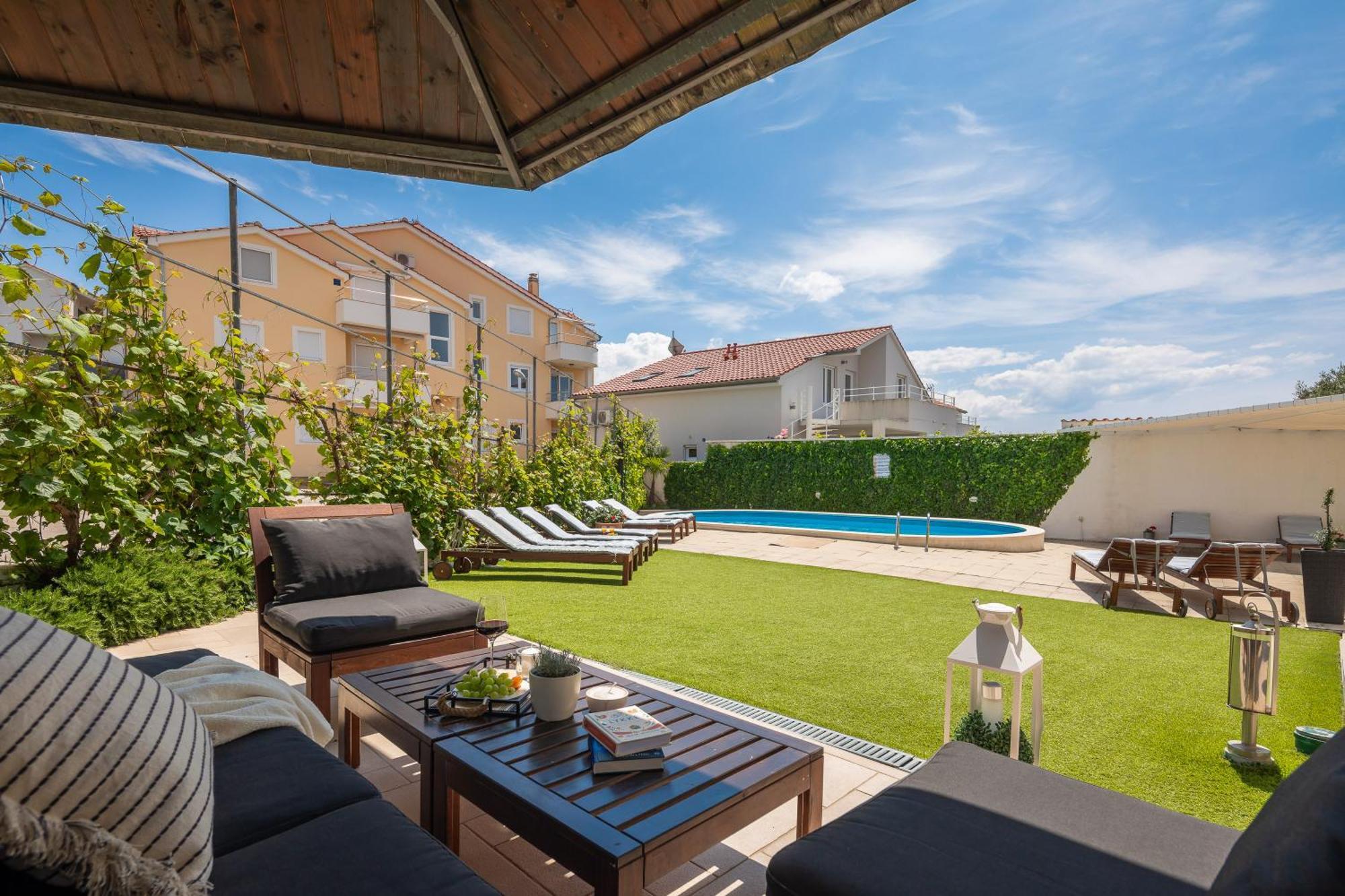 Sea View Apartments Tihi II Vodice Exterior foto