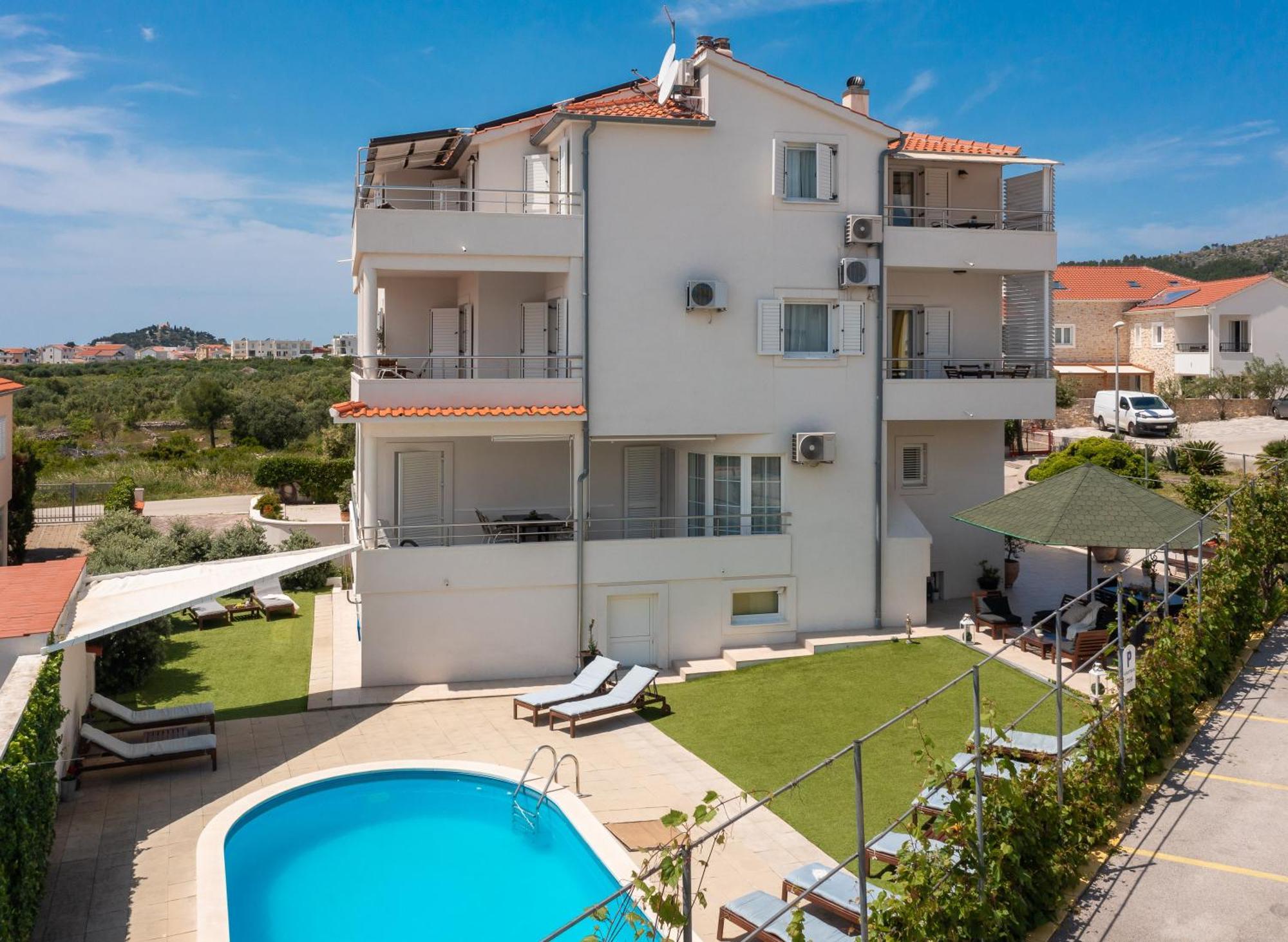 Sea View Apartments Tihi II Vodice Exterior foto